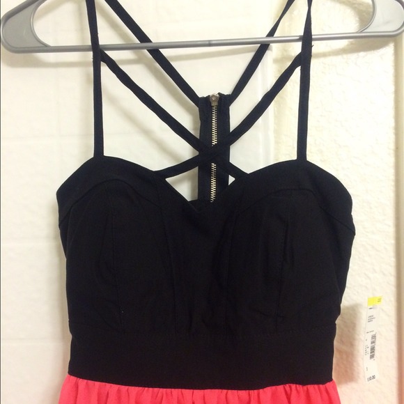 ❌Sold on vinted❌hot pink and black bustierdress - Picture 2 of 4