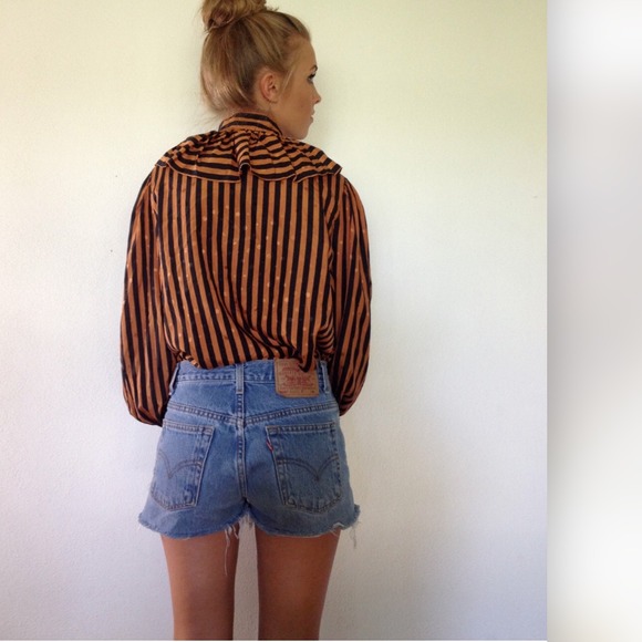 Oscar de la Renta Tops - vintage Oscar de la Renta striped blouse Oscar de la Renta Tops - vintage Oscar de la Renta striped blouse