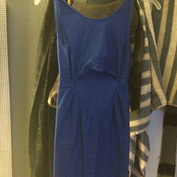 Bebe dress