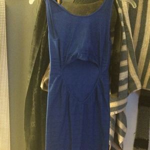 Bebe dress