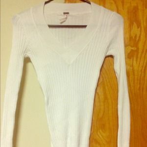 White v-neck sweater