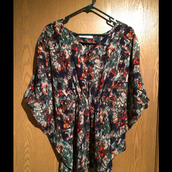 🎉SOLD!! Host Pick🎉Gorgeous multicolored blouse