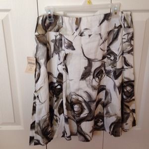 NWT Painted Floral Flare skirt