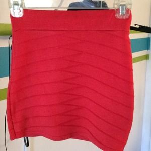 Coral mini skirt