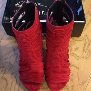 Donald J Pliner red suede heels size 7