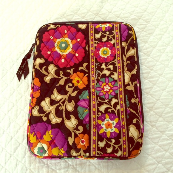 ** SOLD **  Vera Bradley iPad Cover