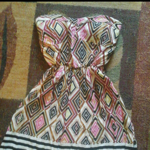 *****SOLD*****Cute tribal print summer dress