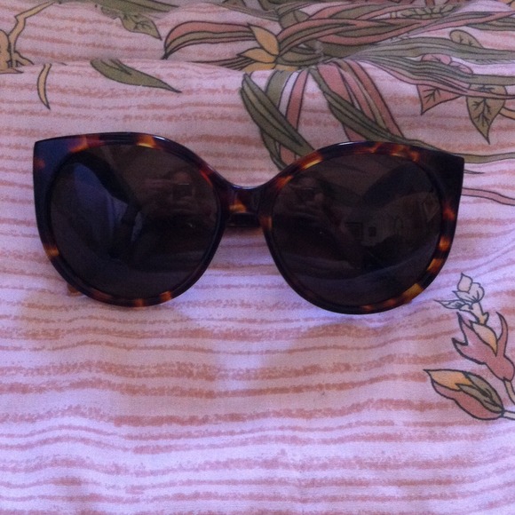 House of Harlow 1960 Robyn Sunglasses