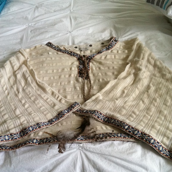 3/4 sleeve poncho shirt.  NWOT