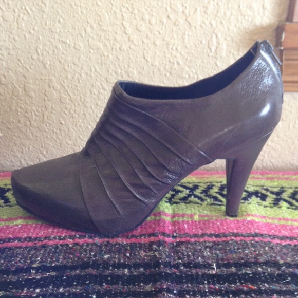Me Too Pumps/booties