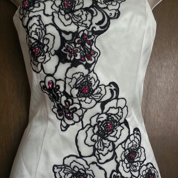 White House Black Market Bustier