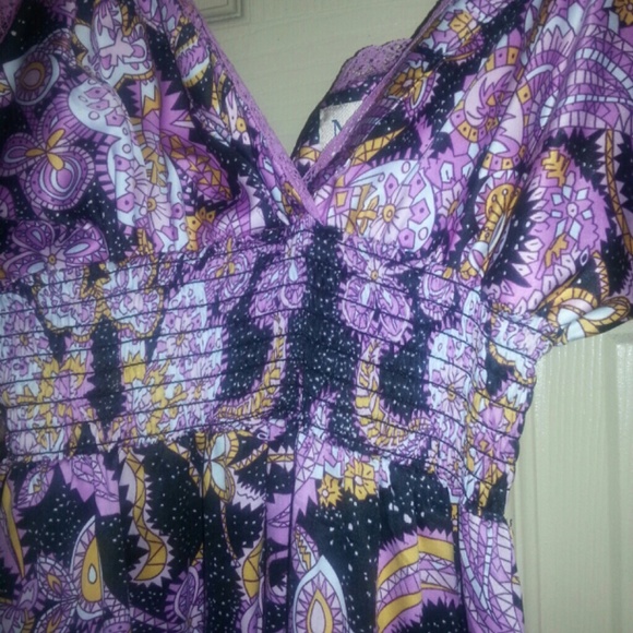 Dress - Picture 3 of 3