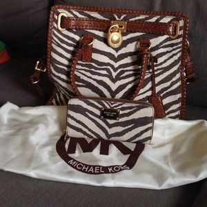 Michael Kors Hamilton Zebra