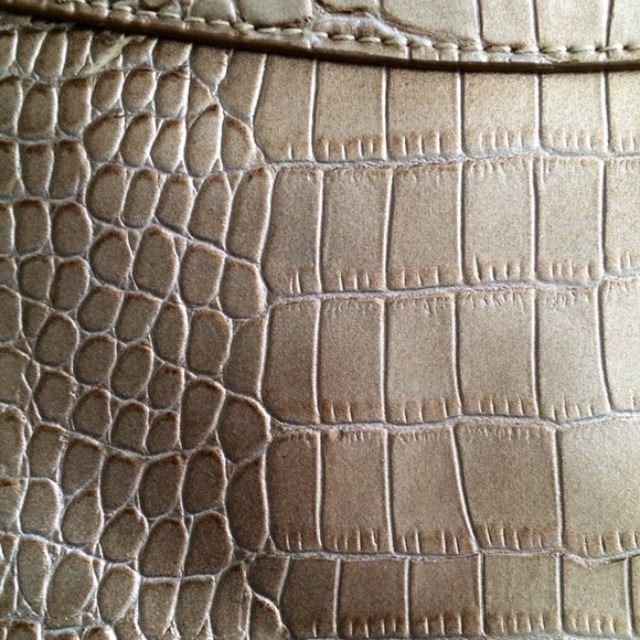 NINE WEST link purse - Picture 4 of 5