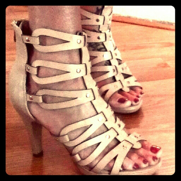 NWT Gladiator Heals!