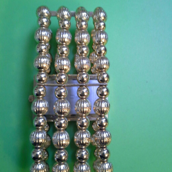 Watch - Picture 2 of 2