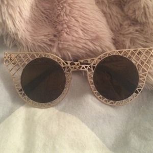 CRISSCROSS CATEYE SUNGLASSES