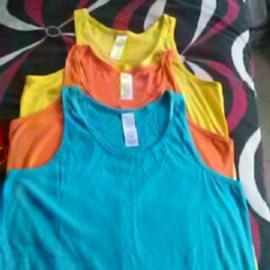 Vest tops