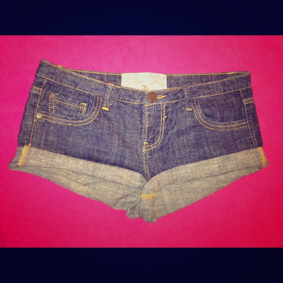 Celebrity Bach Denim Daisy Dukes