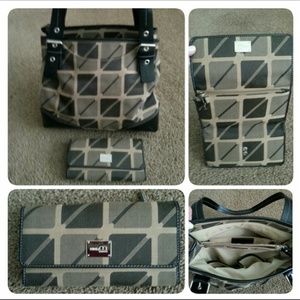 Nine West Purse & Wallet