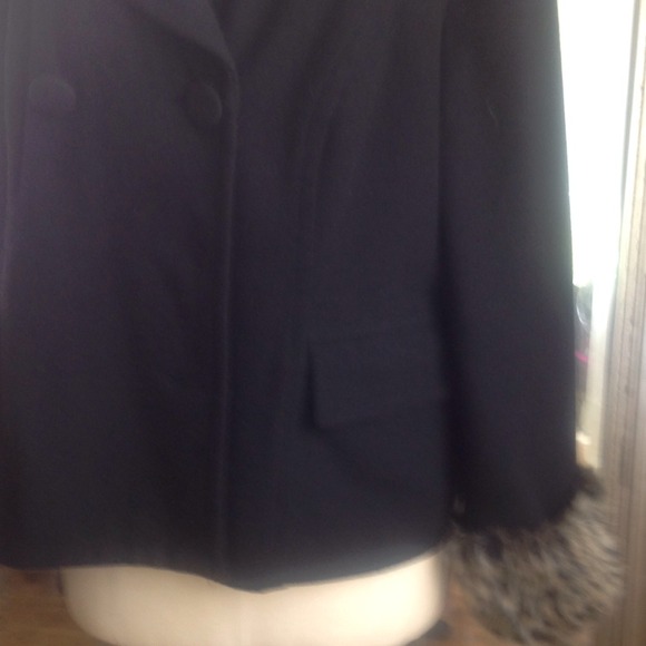 Jacket - Picture 2 of 4