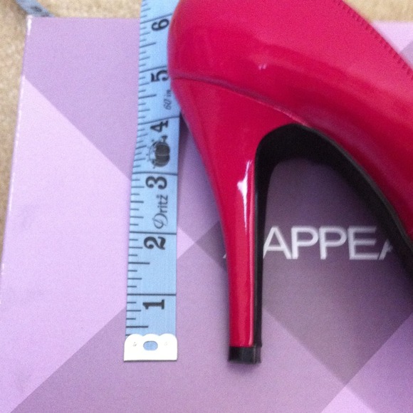 FUSCHIA HIGH HEELS - Picture 4 of 4