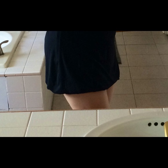 LACE BACK LBD - Picture 4 of 4