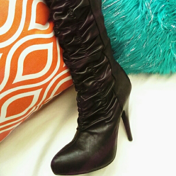 🎶SOLD - Picture 3 of 3