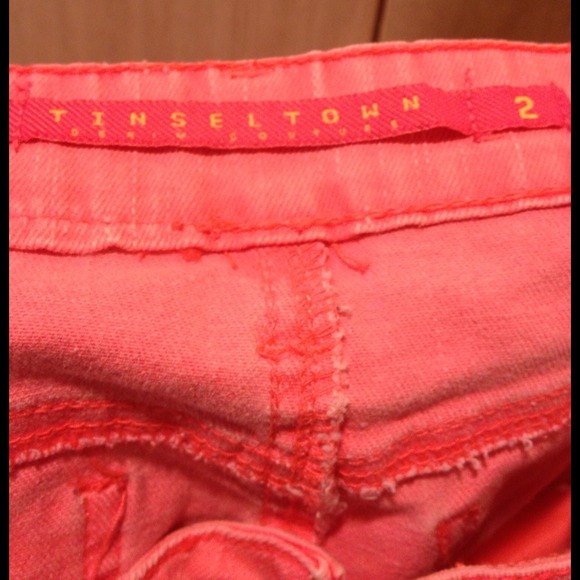 Shorts - Picture 3 of 3