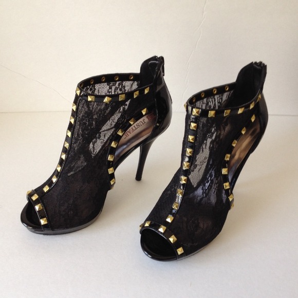 JustFab Bootie Pump🎀❌Sold❌ - Picture 4 of 4