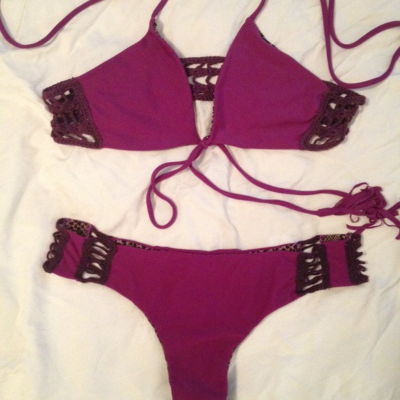***** SOLD ***** - Picture 1 of 3