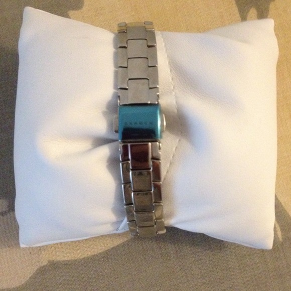 ~BRAND NEW~ Skagen Watch! •PRICES ARE NEGOTIABLE• - Picture 4 of 4