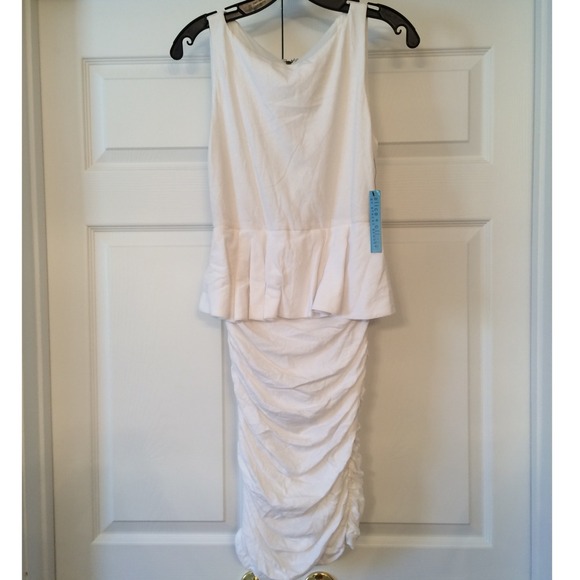 🚫SOLD🚫 🎉 HOST PiCK 🎊 ALiCE & OLiViA DRESS - Picture 2 of 4