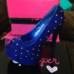 Blue Studded Pumps. REDUCED!!