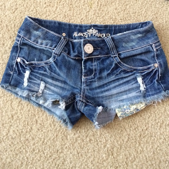 Almost Famous shorts