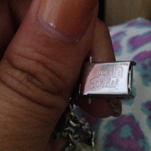 Silver name plate bracelet - Picture 3 of 4