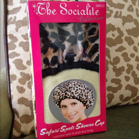 ❤️Oversized Leopard Print Shower Cap! NWT! - Picture 1 of 3