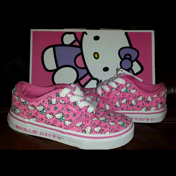 SOLD SOLD SOLD Girl's Hello Kitty Vans