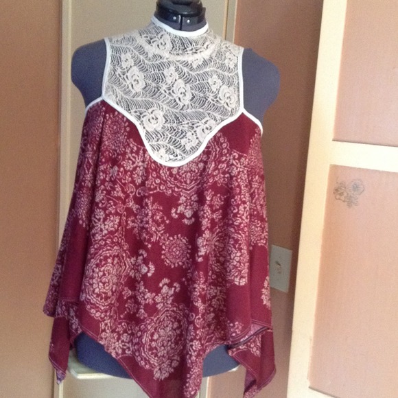 Boho burgundy/lace top.