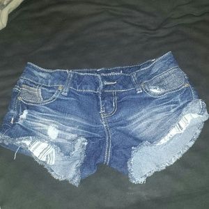 Cut off shorts