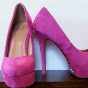 Pinkish purple stilettos