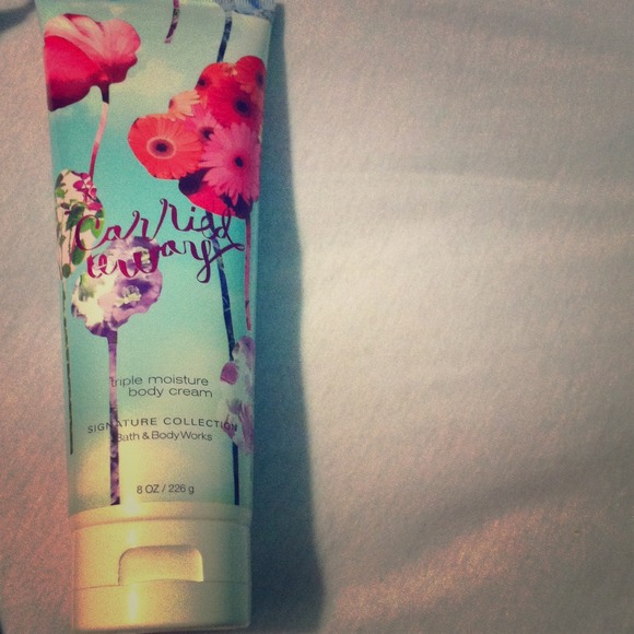 Carried Away lotion - Picture 1 of 1