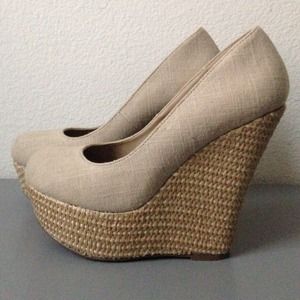Steve Madden Wedges