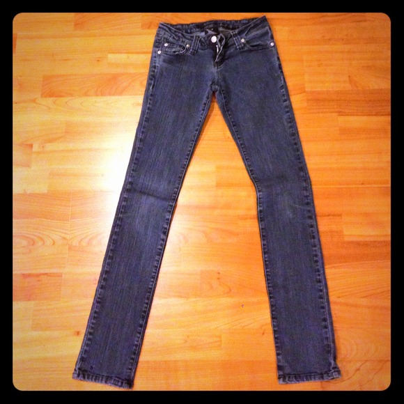 Crisp and classic pair of jeans