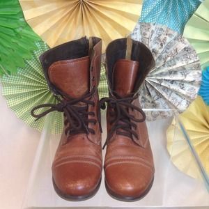 Steve Madden troopa boot in chestnut sz 9!!