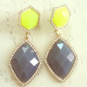 Neon drop earrings!