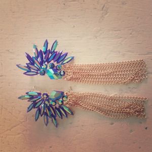 Nasty Gal dangle earring