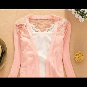 NWNT! Pink lace flower cardigan♥︎