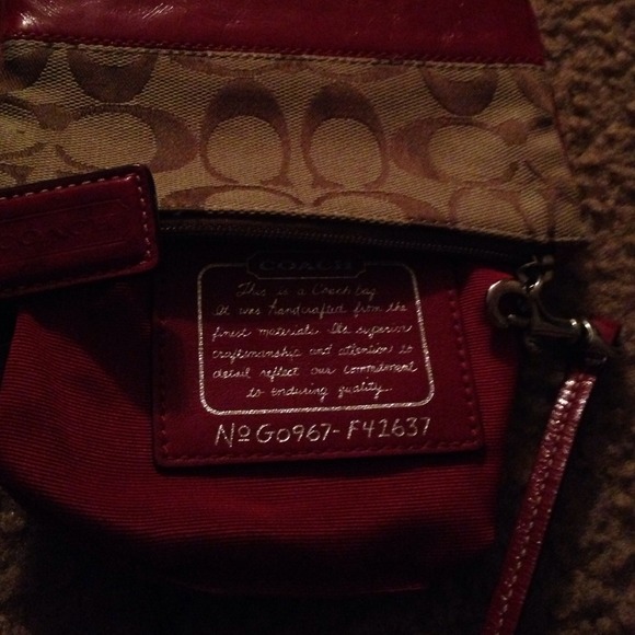 Coach - Picture 4 of 4