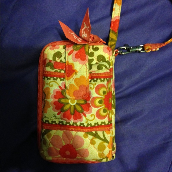 Vera Bradley cellphone wristlet